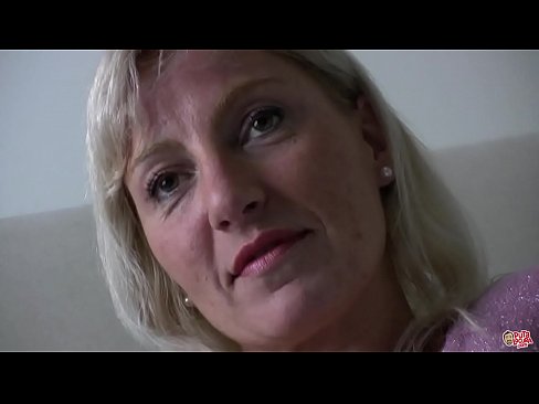 ❤️ D'Mamm, déi mir all gefuckt hunn ... Dame, behuelen Iech! ❤️❌ Porno vk bei eis ❌❤